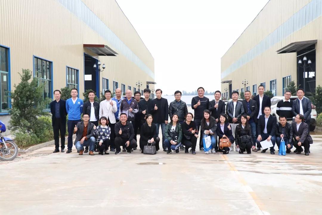 1540194221627890.jpg 11.jpg